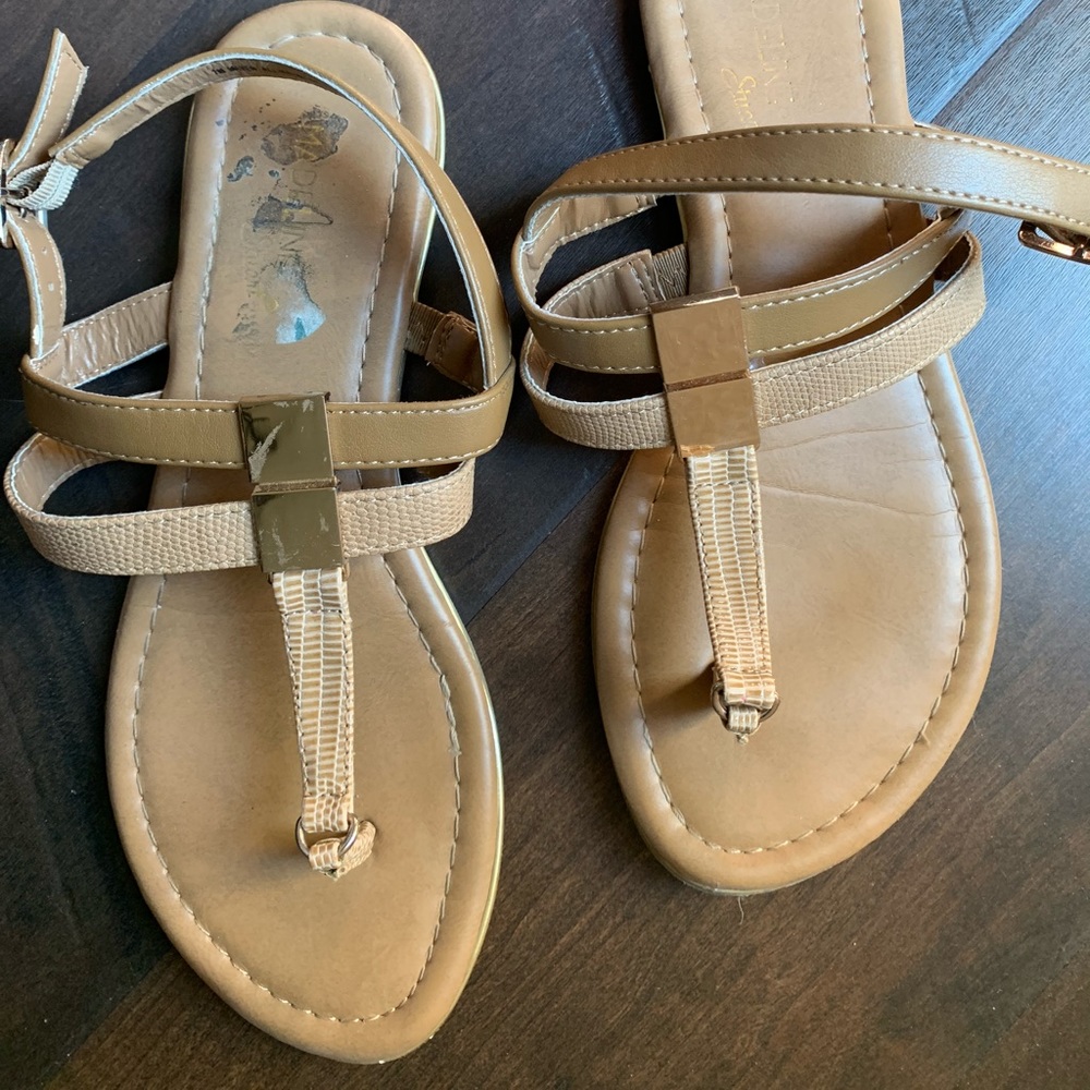 Summer sandals